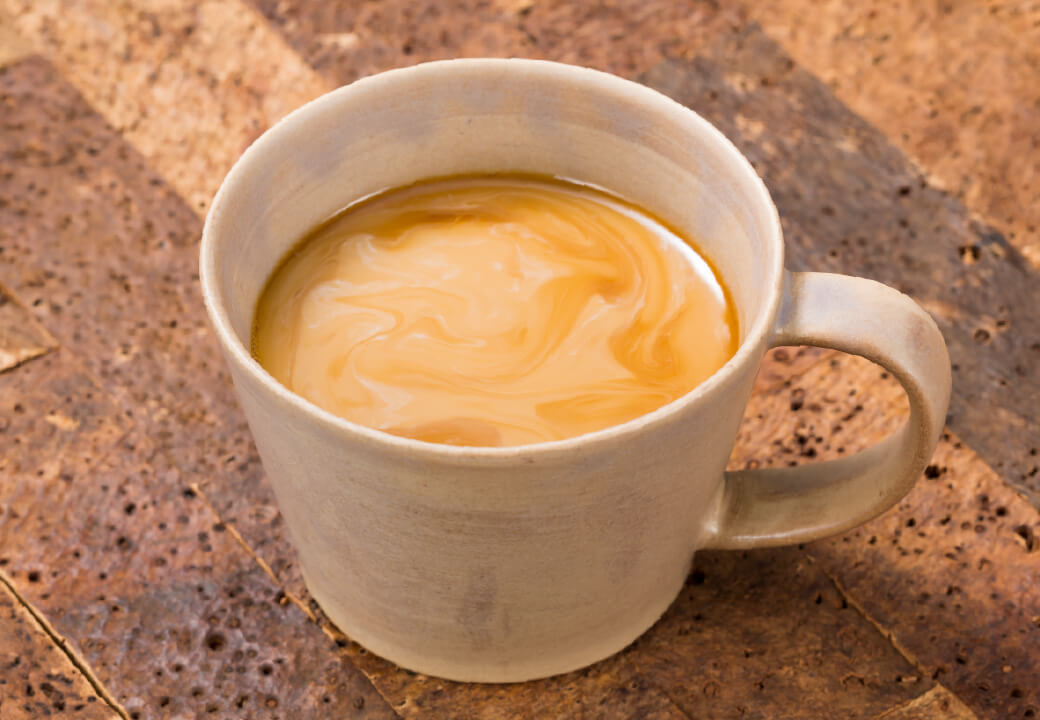 リラックスタイムのおともにこっくり濃厚カフェオレ